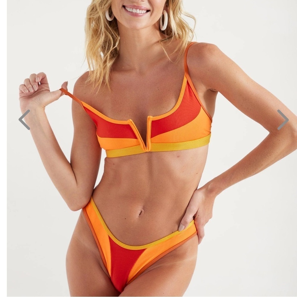 NWT OneOne Swimwear Bikini Set Cairo Orange Red Ribbed Jenna Maddie Small New